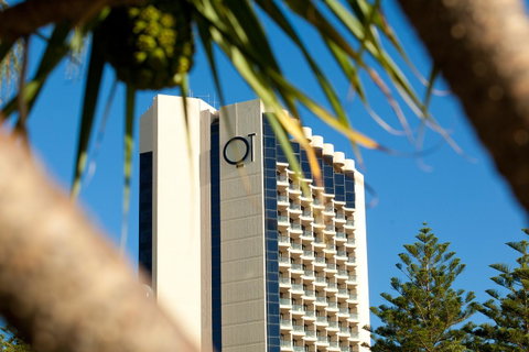 QT Gold Coast - Your Accommodation 1