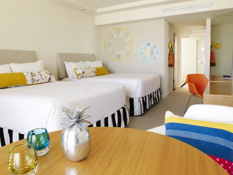 QT Gold Coast - Your Accommodation 9