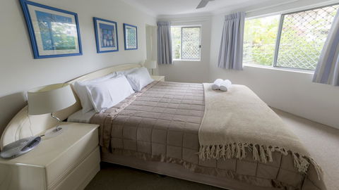 Le Beach Apartments - Your Accommodation 9