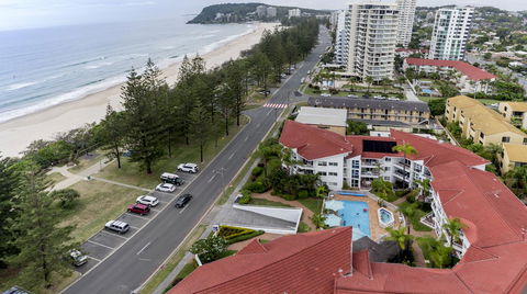 Le Beach Apartments - Your Accommodation 5