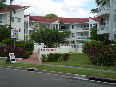 Le Beach Apartments - Your Accommodation 20