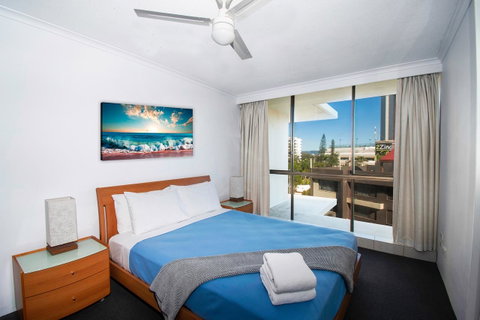 Seacrest Beachfront Apartments Surfers Paradise - Your Accommodation 10