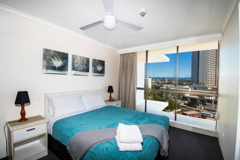 Seacrest Beachfront Apartments Surfers Paradise - Your Accommodation 27