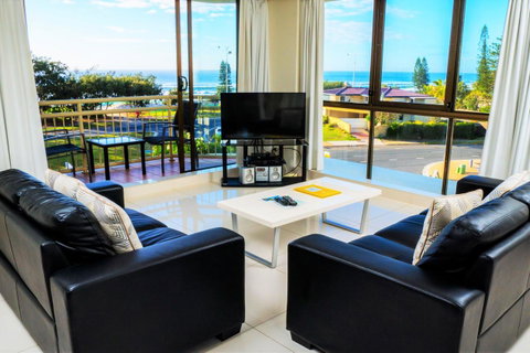 Seacrest Beachfront Apartments Surfers Paradise - Your Accommodation 35