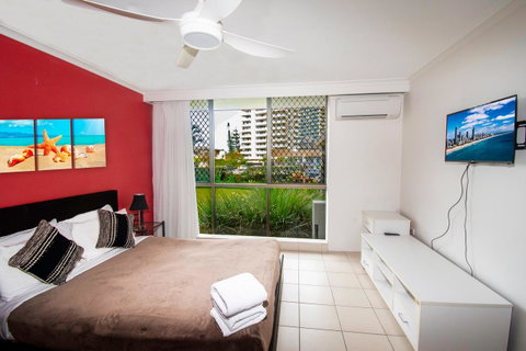 Seacrest Beachfront Apartments Surfers Paradise - Your Accommodation 8