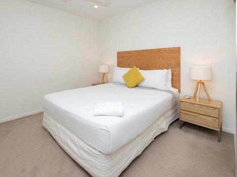 Mowbray East Apartments - Your Accommodation 18