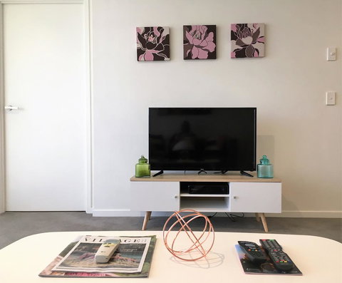 Mowbray East Apartments - Your Accommodation 14