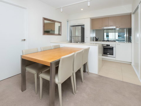 Mowbray East Apartments - Your Accommodation 21