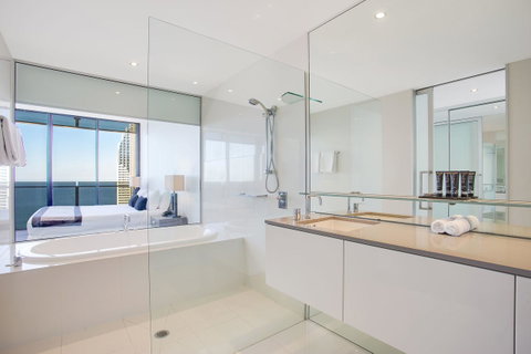 Mantra Circle On Cavill - Your Accommodation 6