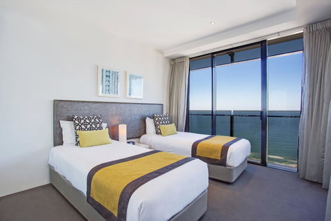 Mantra Circle On Cavill - Your Accommodation 17
