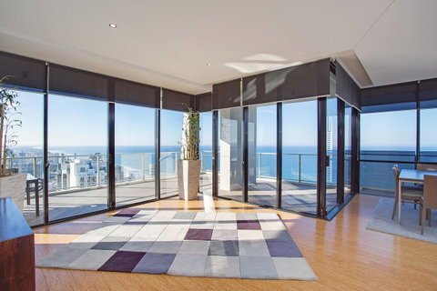 Mantra Circle On Cavill - Your Accommodation 1