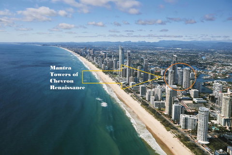 Towers Of Chevron - Private Apartment - Your Accommodation 22