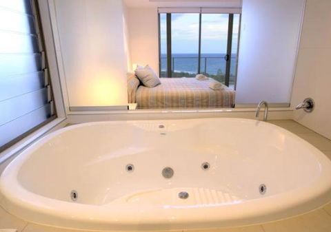 Rainbow Sea Resort - Your Accommodation 7