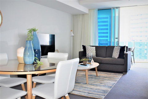 Gold Coast Private Apartments - H Residences, Surfers Paradise - Your Accommodation 11