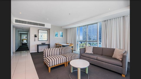 Gold Coast Private Apartments - H Residences, Surfers Paradise - Your Accommodation 32
