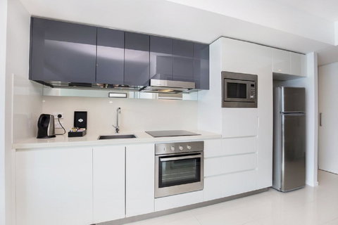 Gold Coast Private Apartments - H Residences, Surfers Paradise - Your Accommodation 24
