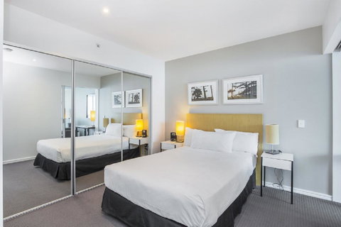 Gold Coast Private Apartments - H Residences, Surfers Paradise - Your Accommodation 25