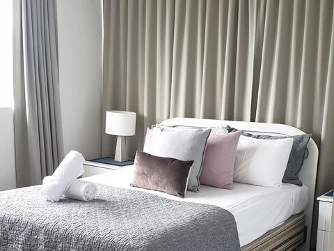 Oceania On Burleigh Beach - Your Accommodation 7