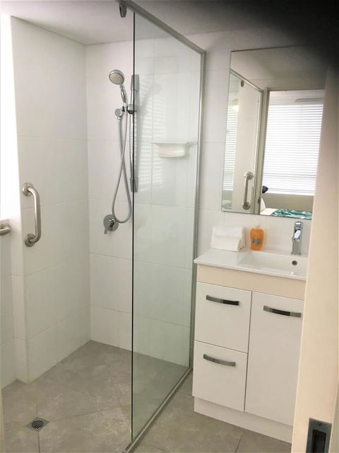 Oceania On Burleigh Beach - Your Accommodation 36