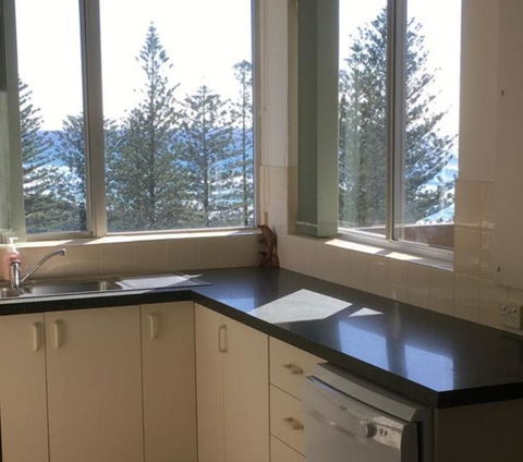 Oceania On Burleigh Beach - Your Accommodation 33