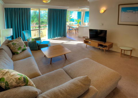 Oceania On Burleigh Beach - Your Accommodation 32