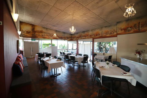 Emerald Central Hotel Official - Your Accommodation 31