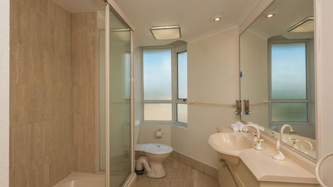2nd Avenue Beachside Apartments - Your Accommodation 13