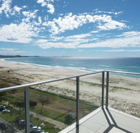Pure Kirra - Your Accommodation