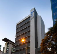 George Williams Hotel - Your Accommodation