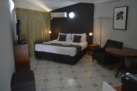 Kallangur Motel - Your Accommodation 34