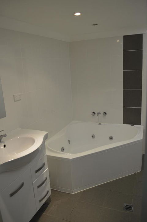 Kallangur Motel - Your Accommodation 36