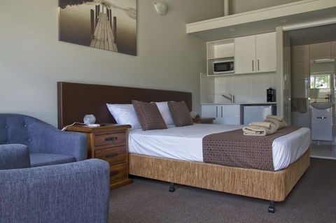 Kallangur Motel - Your Accommodation 0