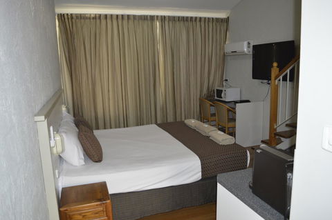 Kallangur Motel - Your Accommodation 42