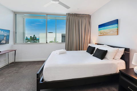 Element On Coolum Beach - Your Accommodation 17