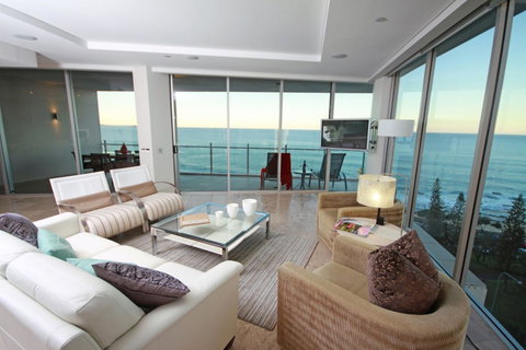 Oceans Mooloolaba - Your Accommodation 15