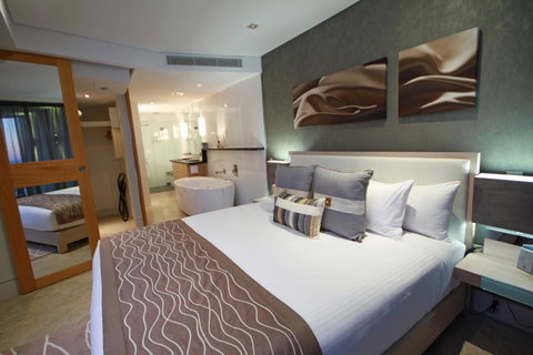 Oceans Mooloolaba - Your Accommodation 14