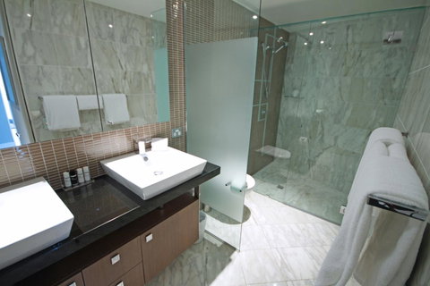 Oceans Mooloolaba - Your Accommodation 33