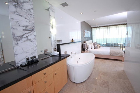 Oceans Mooloolaba - Your Accommodation 10