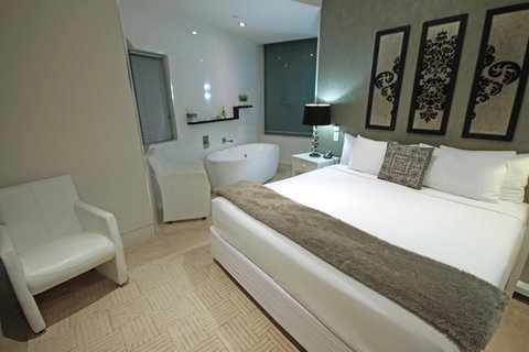 Oceans Mooloolaba - Your Accommodation 21