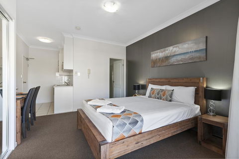 La Vida On Anzac - Your Accommodation 19