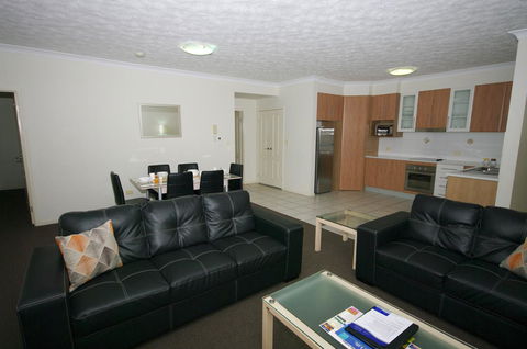 La Vida On Anzac - Your Accommodation 9