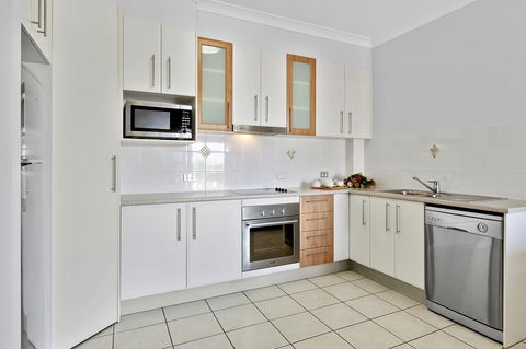 La Vida On Anzac - Your Accommodation 23