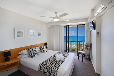 Catalina Resort - Your Accommodation 11
