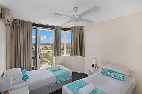 Catalina Resort - Your Accommodation 32