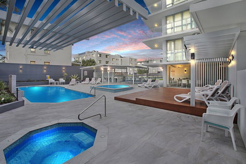 Catalina Resort - Your Accommodation 0