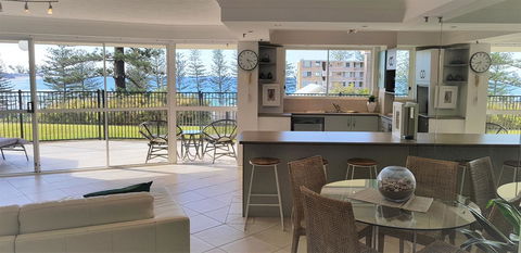 Gemini Court Holiday Apartments - Your Accommodation 23