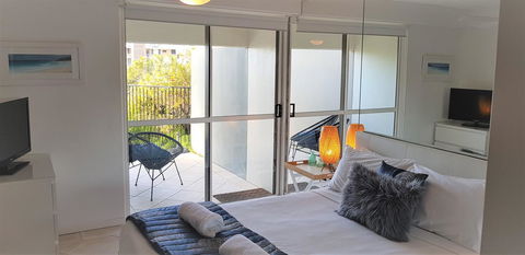 Gemini Court Holiday Apartments - Your Accommodation 22