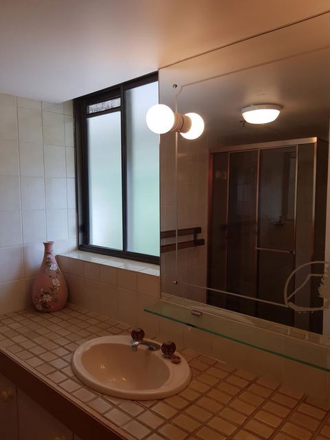 Gemini Court Holiday Apartments - Your Accommodation 39