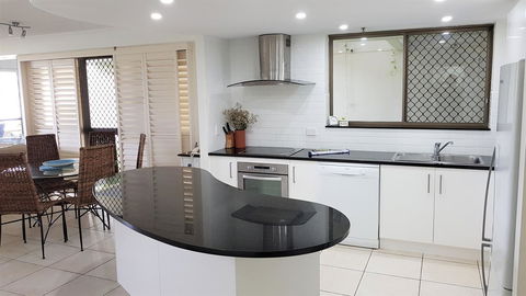 Gemini Court Holiday Apartments - Your Accommodation 18