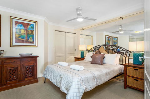 Gemini Court Holiday Apartments - Your Accommodation 12